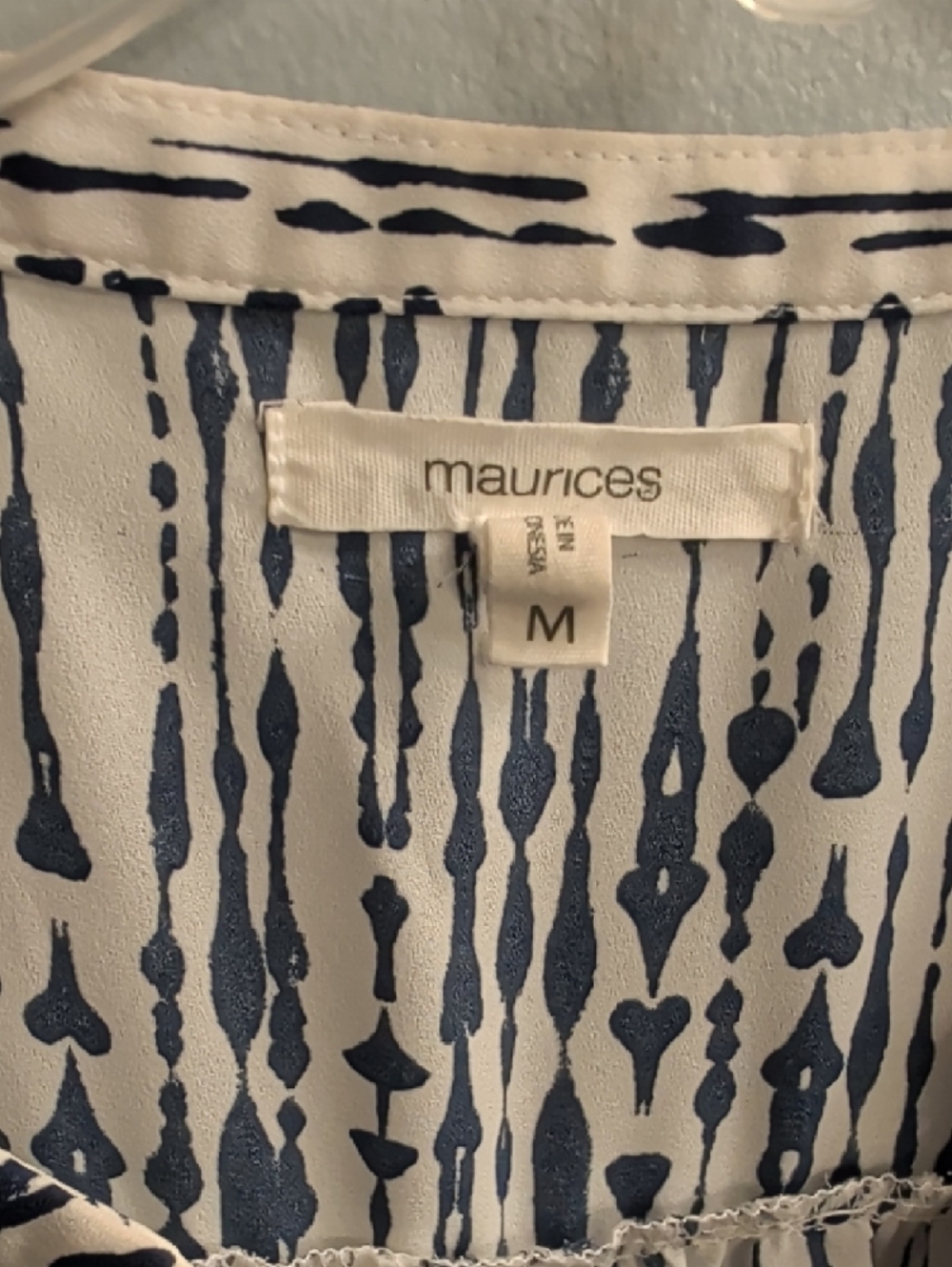 Sleeveless Split-Neck Tank Top - Navy Dot Stripe - Picture 2 of 4